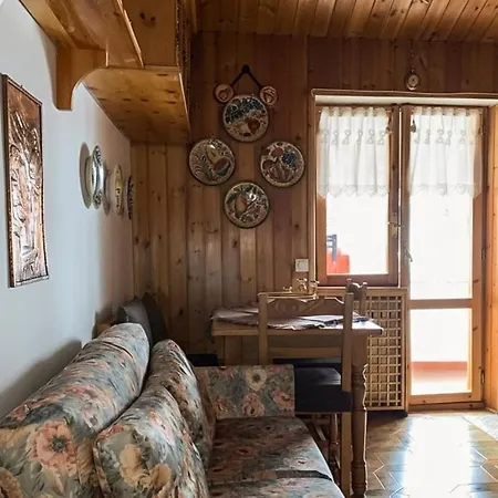 Apartament Maison Marie Antoniette *